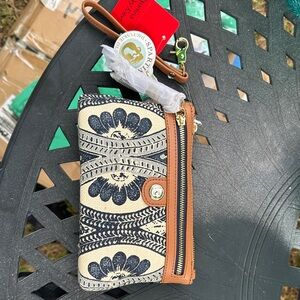 Spartina 449 Navy and Cream Floral Wristlet